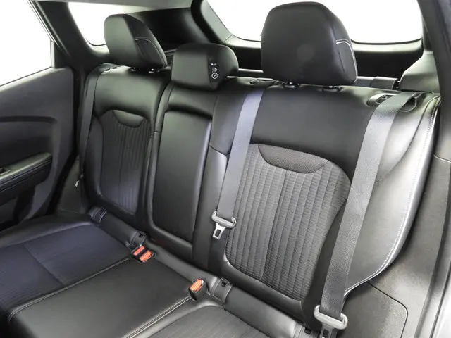 Renault Kadjar 1.2 TCe Bose 2018 Benzine 28