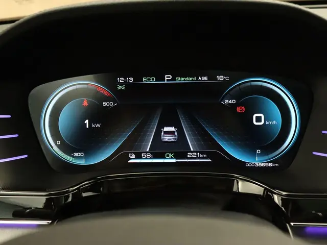 BYD TANG AWD Executive 86 kWh 2023 Elektrisch 32