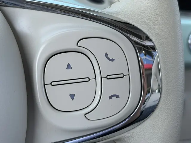 Fiat 500C 0.9 TwinAir Turbo Lounge 2017 Benzine 9