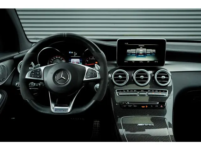 Mercedes-Benz GLC Coupé AMG 63 S 4MATIC+ 2019 Benzine 34