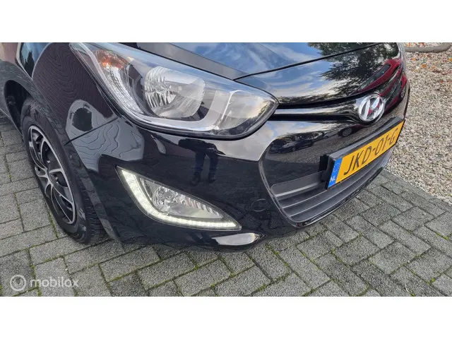 Hyundai i20 1.2 HP i-Motion Comfort 5drs 2015 Benzine 5