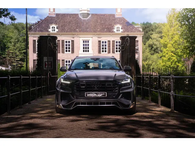 Audi Q8 55 TFSI quattro 2019 Benzine 11