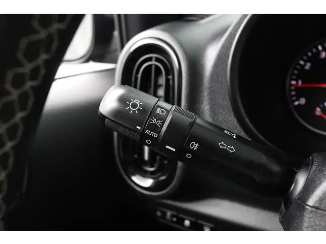 Kia Picanto 1.0 DPi DynamicLine 2022 Benzine 28