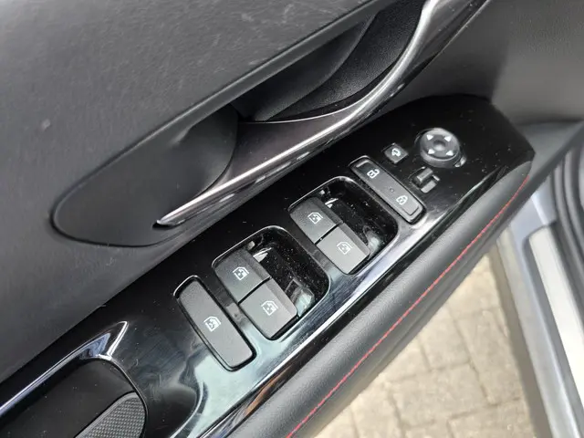 Hyundai Tucson 1.6 VERKOCHT 2023 Hybride Benzine 14