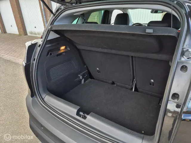 Opel Crossland 1.2 Turbo GS-Line / BTW Auto 2023 Benzine 30