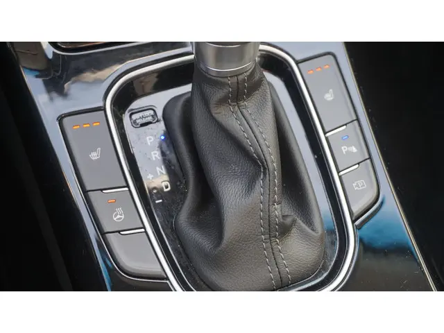 Hyundai i30 1.0 T-GDi Comfort Automaat 2024 Benzine 12