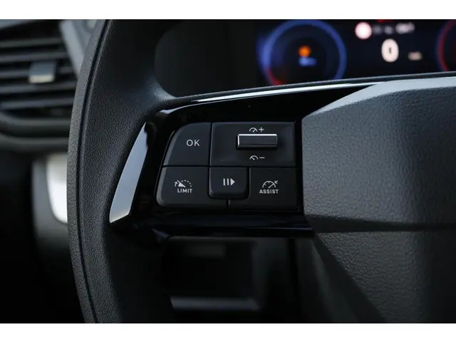 Toyota ProAce Worker 2.0 D-4D Challenger 2024 Diesel 11