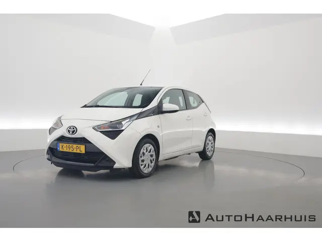 Toyota Aygo 1.0 VVT-i x-play 2021 Benzine