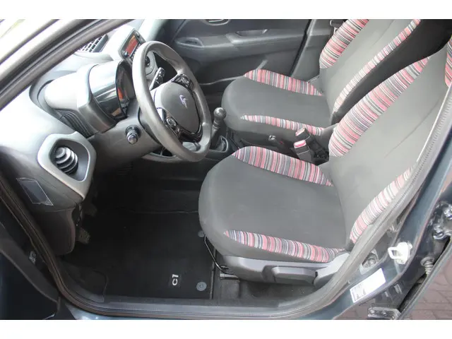 Citroën C1 1.0 e-VTi Selection 2017 Benzine 10