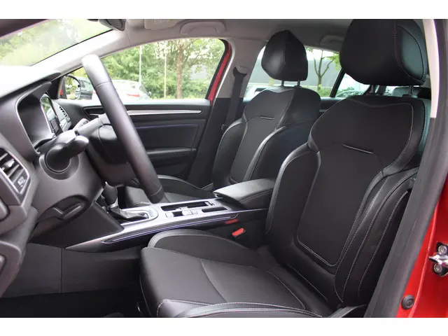 Renault Mégane Estate 1.3 TCe Intens 2022 Benzine 4