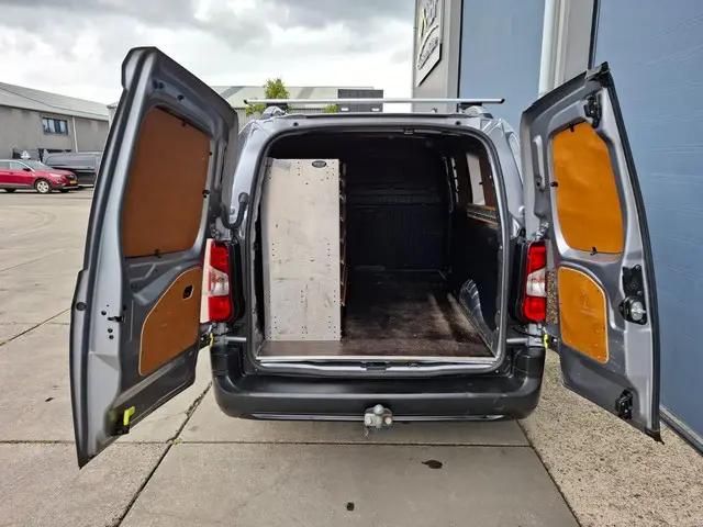Opel Combo 1.5D L2H1 Edition 2021 Diesel 21