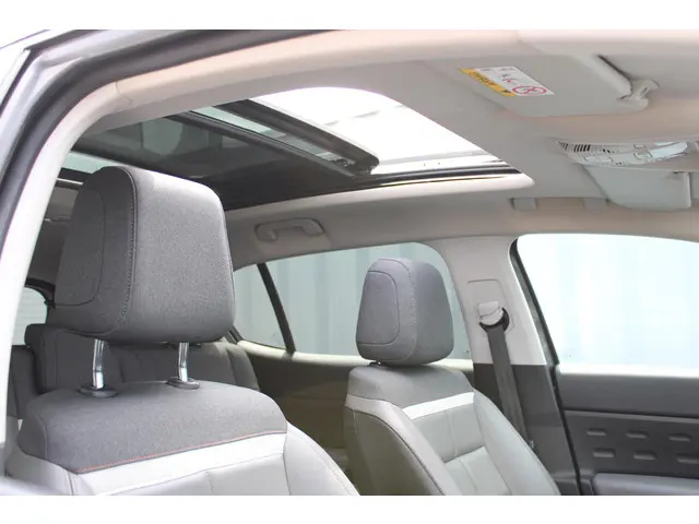 Citroën C5 Aircross 1.2 PureTech Shine 2021 Benzine 10