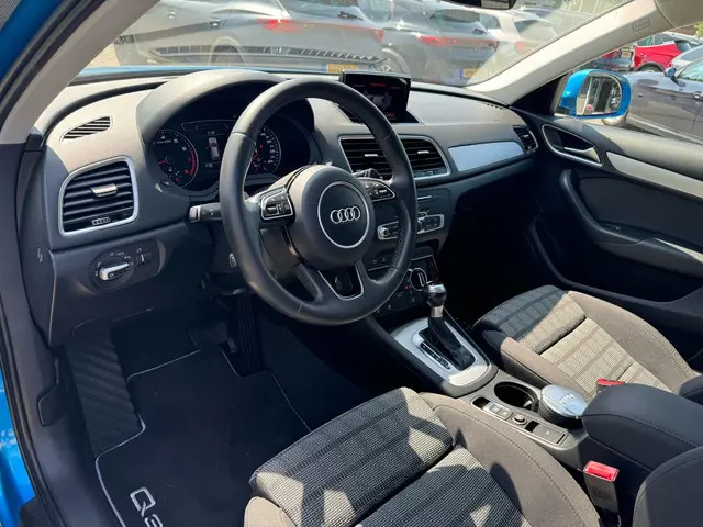 Audi Q3 1.4 TFSI CoD Sport Pro Line S 2015 Benzine 2