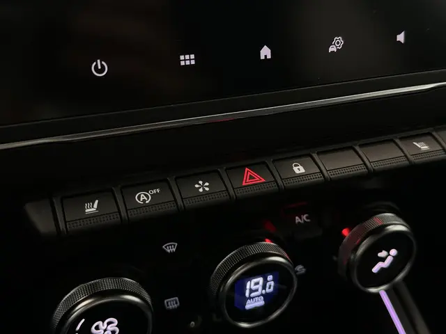 Renault Clio 1.0 TCe 90 Techno 2025 Benzine 27