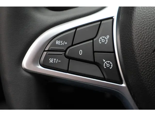 Dacia Sandero Stepway 1.0 TCe 90 Comfort 2021 Benzine 32