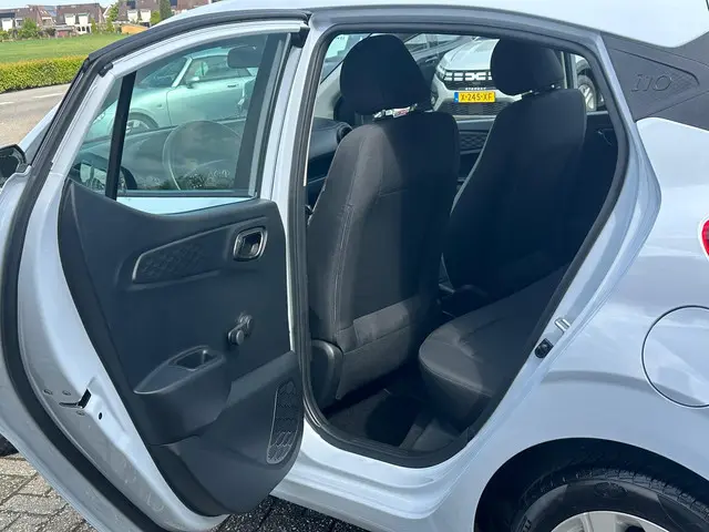 Hyundai i10 1.0 Comfort 5-zits 2020 Benzine 17