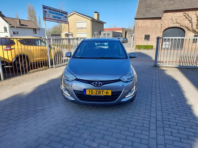 Hyundai i20 1.2i i-Motion 2012 Benzine 13