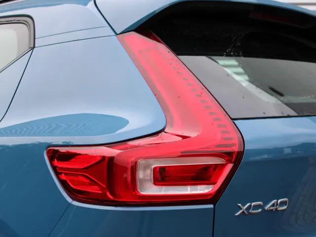 Volvo XC40 2.0 B4 Plus Dark 2025 Benzine 7