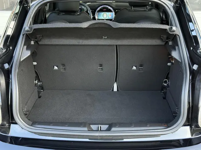 MINI Cooper Mini 1.5 Classic 2023 Benzine 16