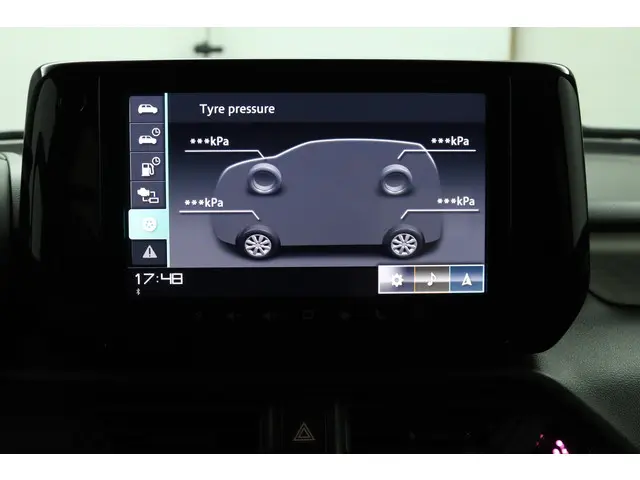 Suzuki Swift 1.2 Select Smart Hybrid 2025 Benzine 54