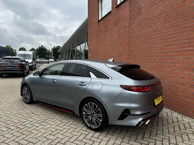 Kia ProCeed 1.6 T-GDi 204pk Automaat GT 2021 Benzine 10