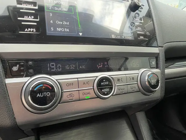 Subaru Outback 2.5i Premium 2015 Benzine 11