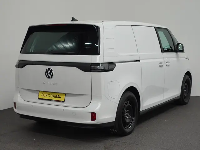 Volkswagen ID. Buzz Cargo 77 kWh 204pk 2022 Elektrisch 35