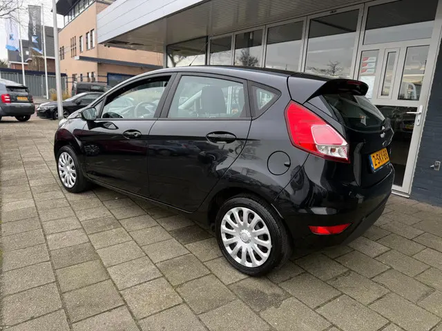 Ford Fiesta 1.0 Style NAVI|AIRCO|LM VELGEN 2013 Benzine 4