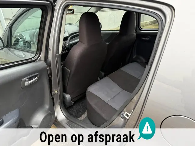 Suzuki Alto 1.0 Celebration EASSS 2015 Benzine 6