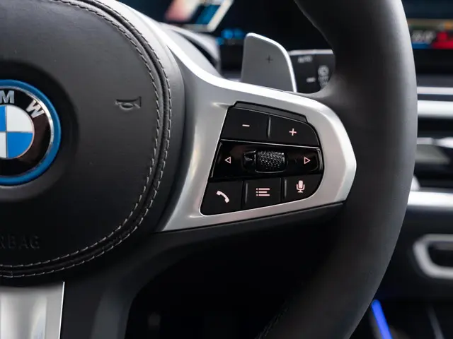 BMW X5 xDrive50e 2023 Hybride Benzine 31