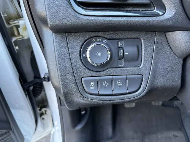 Opel KARL 1.0 ecoFLEX Edition 2016 Benzine 17