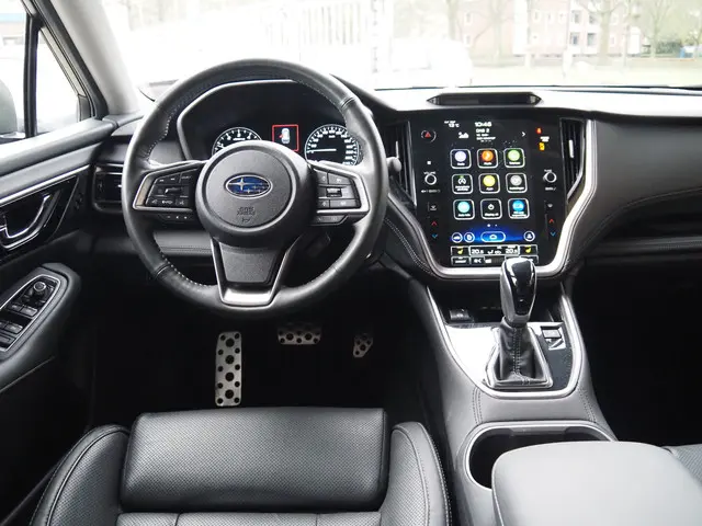 Subaru Outback 2.5i Premium AWD 2023 Benzine 14