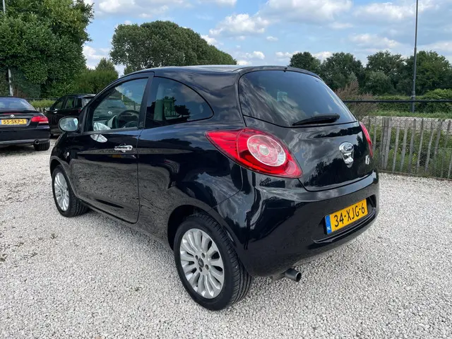 Ford Ka 1.2 Titanium X Airco, 15 inch, NAP! 2012 Benzine 6
