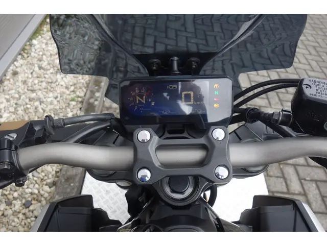 Honda CB 650 R 2019 Benzine 14
