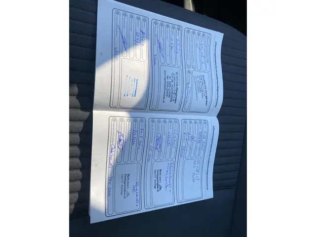 Ford C-MAX 1.0 Titanium 2016 Benzine 24