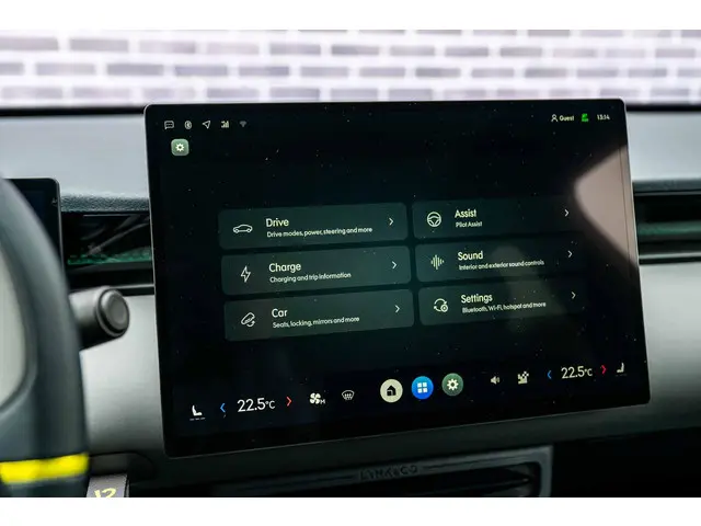 Lynk & Co 02 More 66 kWh 2026 Elektrisch 22