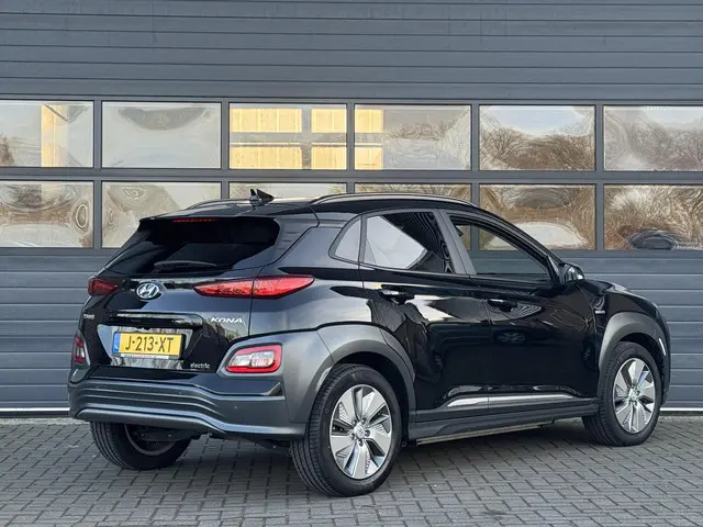 Hyundai Kona 3