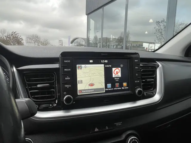 Kia Stonic 1.0 T-GDi DynamicLine 2018 Benzine 13