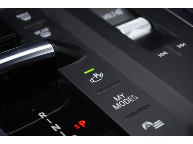 BMW 1 Serie 120 2024 Benzine 14