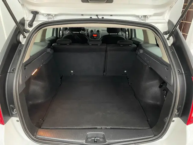 Dacia Logan MCV 1.2 16V COOL & SOUND AIRCO 2016 Benzine 9