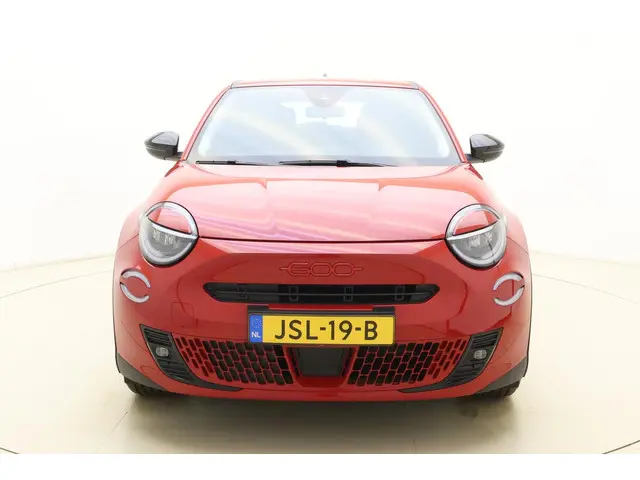 Fiat 600e RED 54 kWh 2025 Elektrisch 6