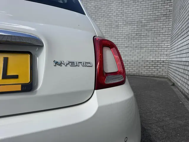 Fiat 500 1.0 Hybrid Lounge 2021 Benzine 20