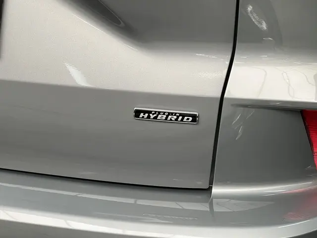 Ford Kuga 2.5 PHEV ST-Line X 2024 Hybride Benzine 63