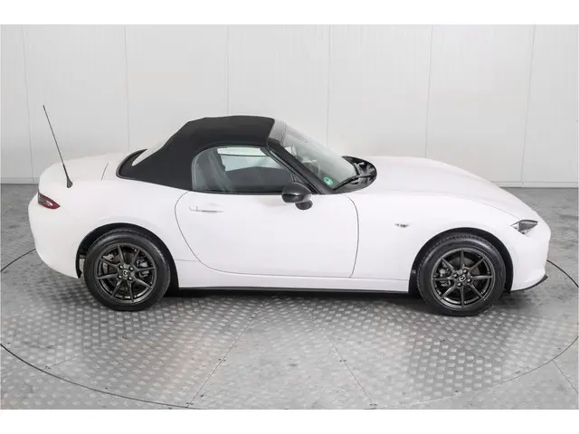 Mazda MX-5 ND 1.5 SkyActiv-G 131 S 2016 Benzine 57