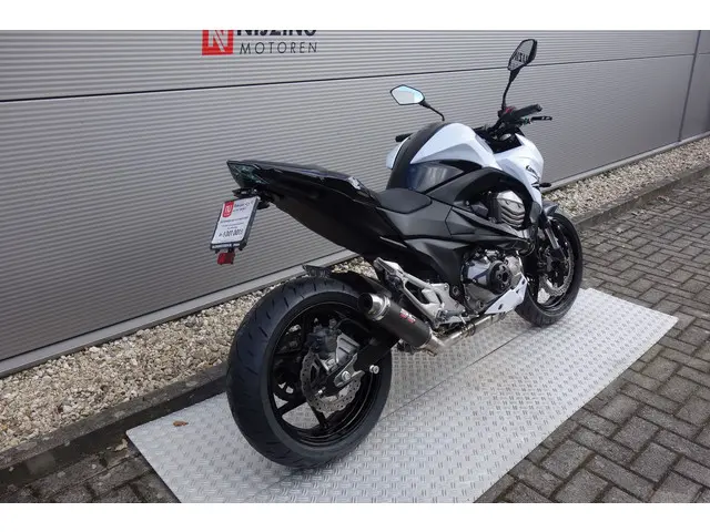 Kawasaki Z800 E 2013 Benzine 3