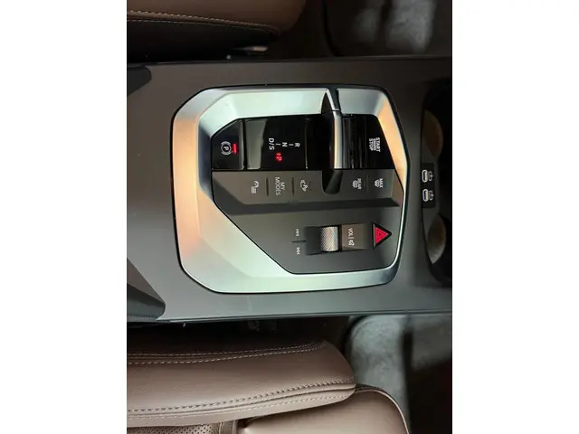 BMW 1 Serie 120 M Sport Design Edition 2024 Benzine 21