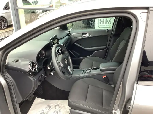 Mercedes-Benz B-Klasse 180 Ambition 2014 Benzine 19