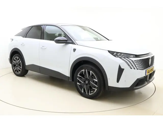 Peugeot 3008 1.2 Hybrid 136 GT 2024 Hybride Benzine 9