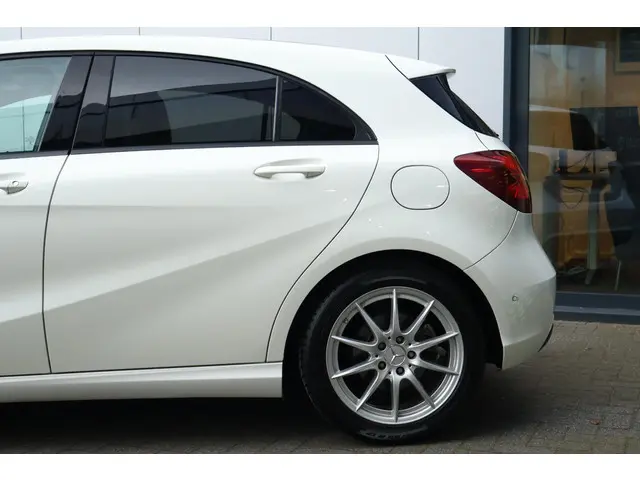 Mercedes-Benz A-Klasse 180 Ambition 2016 Benzine 5