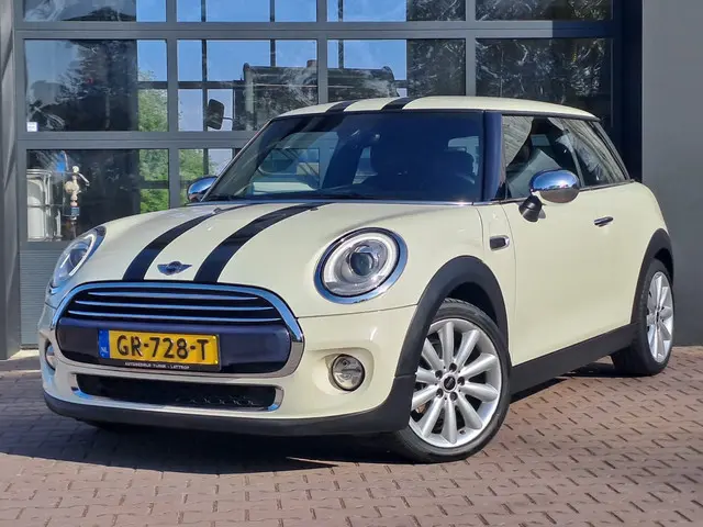MINI Cooper Mini 1.5 Business 2015 Benzine